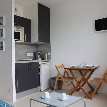 Appt - Lr110-f34 Apartment *